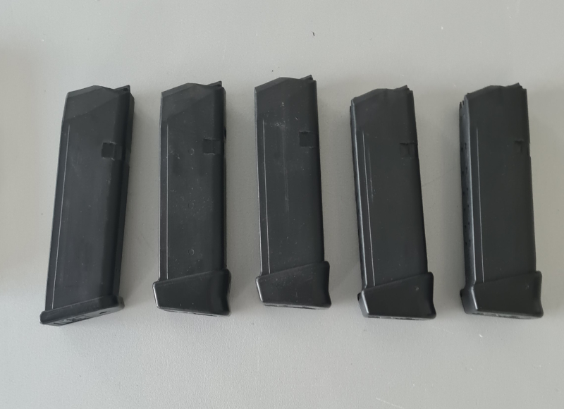 5 Magazine für Glock 19 und 26 mit 4x 2 Schussadapter – Bild 1
