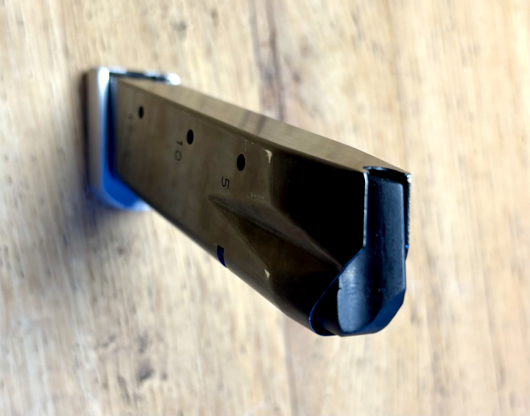 Magazin P226 X Five 9mm mit Aluboden silber – immagine 4