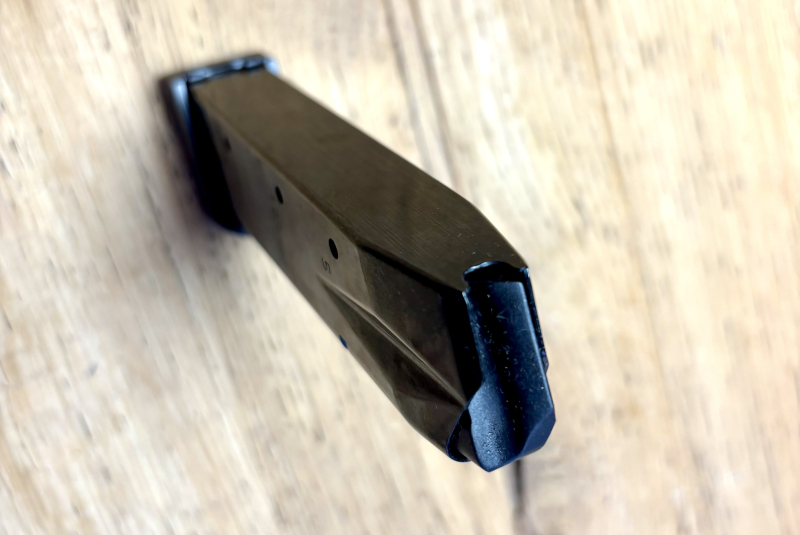 Magazin P226 X Five 9mm mit Aluboden schwarz – Bild 4