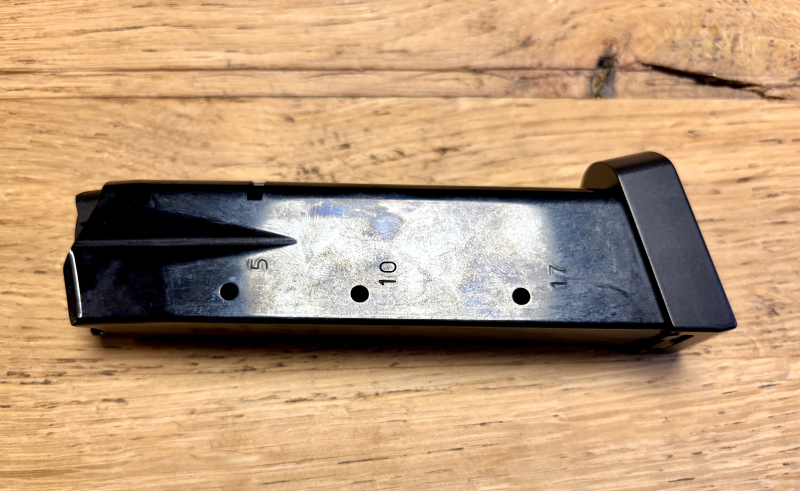 Magazin P226 X Five 9mm mit Aluboden schwarz – Bild 2