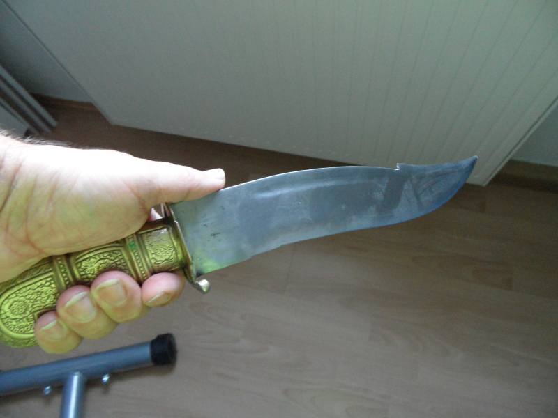 Unbekannter Dolch o. Kampfmesser ohne Scheide – Bild 4