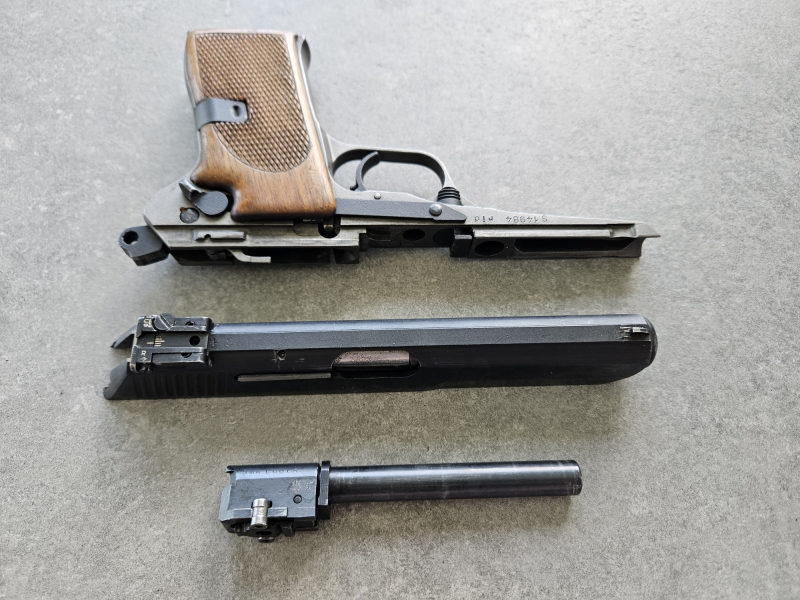 Halbautomatische Pistole CZ 52 im Kaliber 7,62 mm Tokarev mit Austauschlauf im Kaliber 9 mm Luger – Bild 3