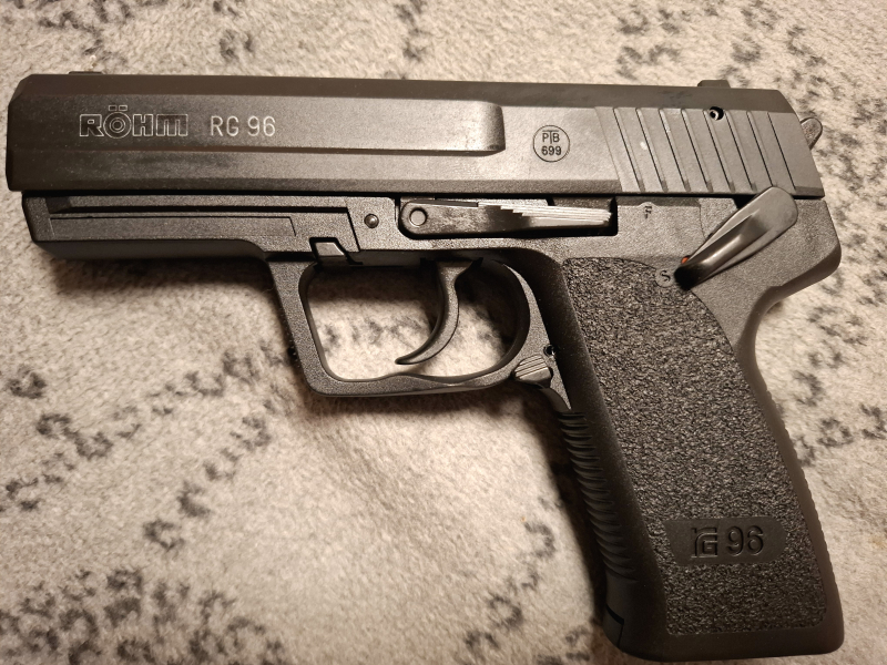 Röhm RG96 – kuva 1