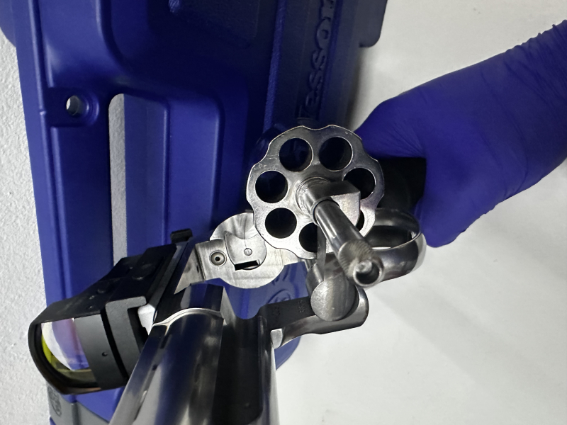Smith & Wesson 686-6 Plus Revolver .357 Magnum 7 Schuss 6 Zoll offene Visierung OHNE Burris Fastfire – Bild 5
