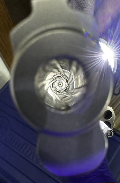Smith & Wesson 686-6 Plus Revolver .357 Magnum 7 Schuss 6 Zoll offene Visierung OHNE Burris Fastfire – Bild 6
