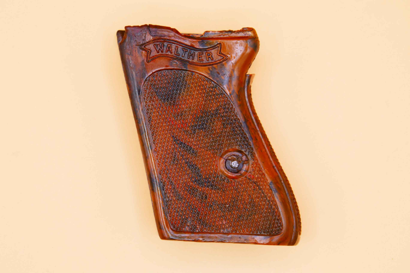 Original Griffschalen mit Schraube Walther PPK Zella Mehlis Wehrmacht no 08 P38 Sauer – Bild 2