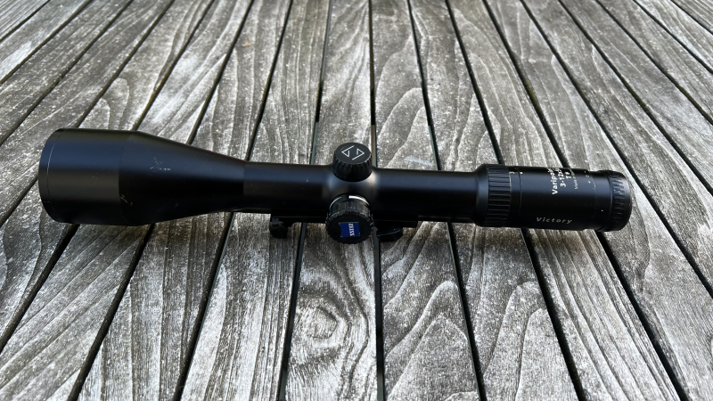 Zeiss Varipoint M 3-12x56 T* auf Blaser Sattelmontage – Bild 1
