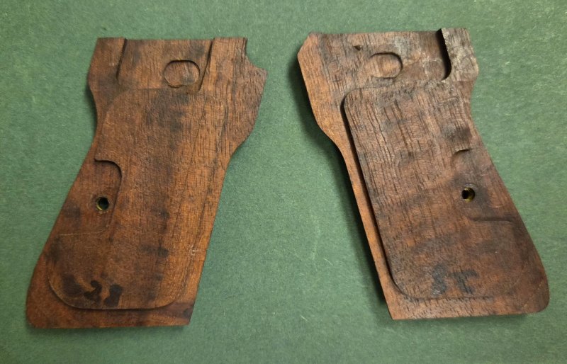 Holzgriffschalen Nussbaum glatt für Walther PP 7,65mm. Neuwertig – Bild 2