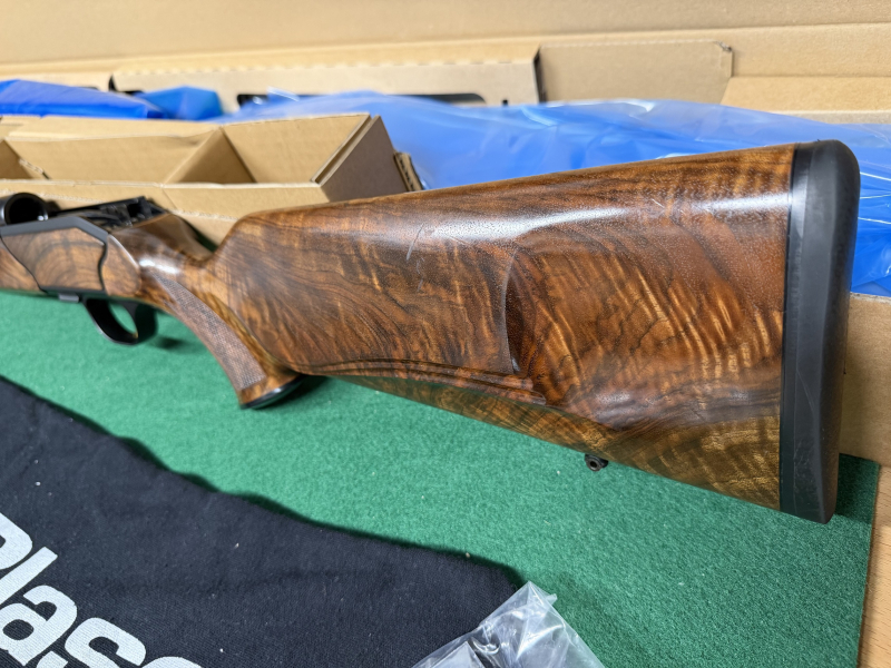 Blaser R8 Attaché .308 Win kannelierter Lauf HK8 Goldfarbene Kammer und Abzug – Bild 3