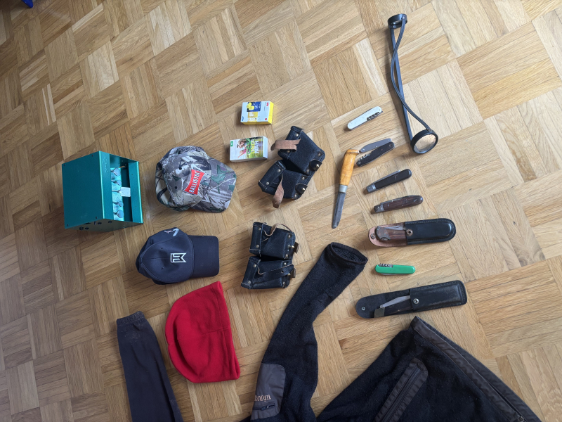 Konvolut Jagdsachen Zubehör Bekleidung Victorinox Härkila ( Kein Blaser Merkel Mauser ) – Bild 2