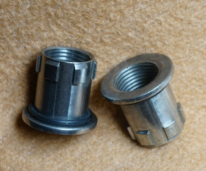 Hornady Lock-N-Load Einsätze 2 Stück – Bild 1
