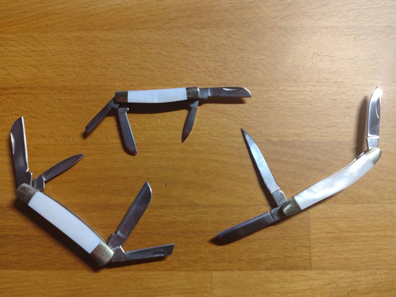 3 Böker Magnum Miniatur Taschenmesser – Bild 2