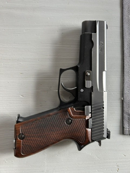 Sig Sauer Mod. 220 – slika 2