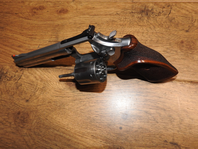 Revolver Smith & Wesson Model 686-4, 6 Zoll, Kal. .357Mag – Bild 4