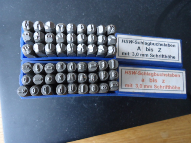 Schlagbuchstaben 3mm,Groß und Kleinbuchstaben – Bild 2