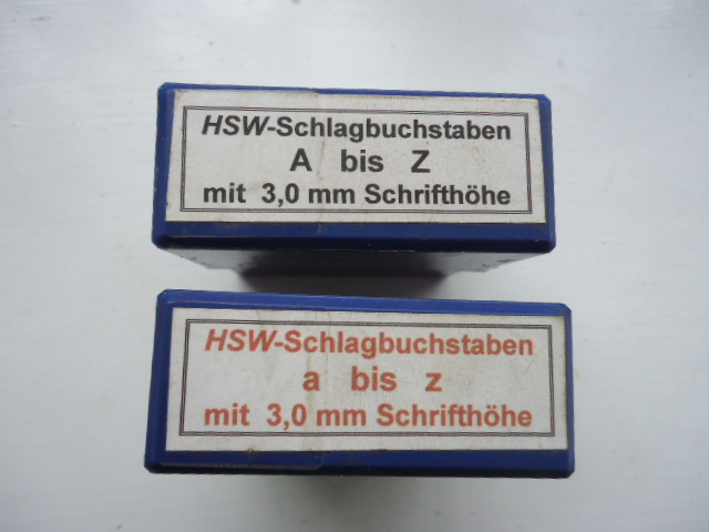Schlagbuchstaben 3mm,Groß und Kleinbuchstaben – Bild 1