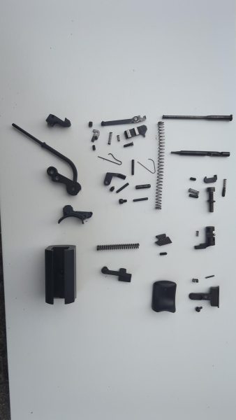 Erma 85a .32 S&W Ersatzteile / Freie Teile – Bild 1