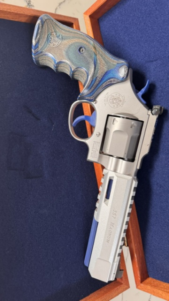 Smith & Wesson 686 Target Champion X Limited Edition: NR: 114 – Bild 2