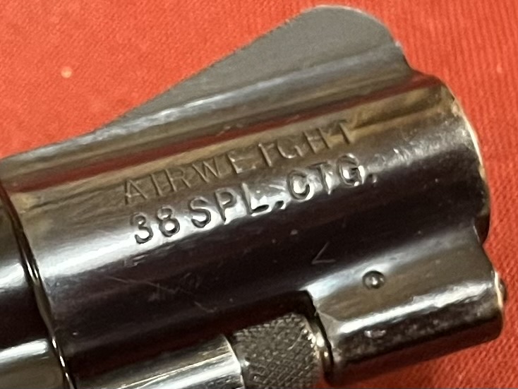Smith & Wesson Model 37 Airweight – .38 Special – 2 Zoll – Bild 3