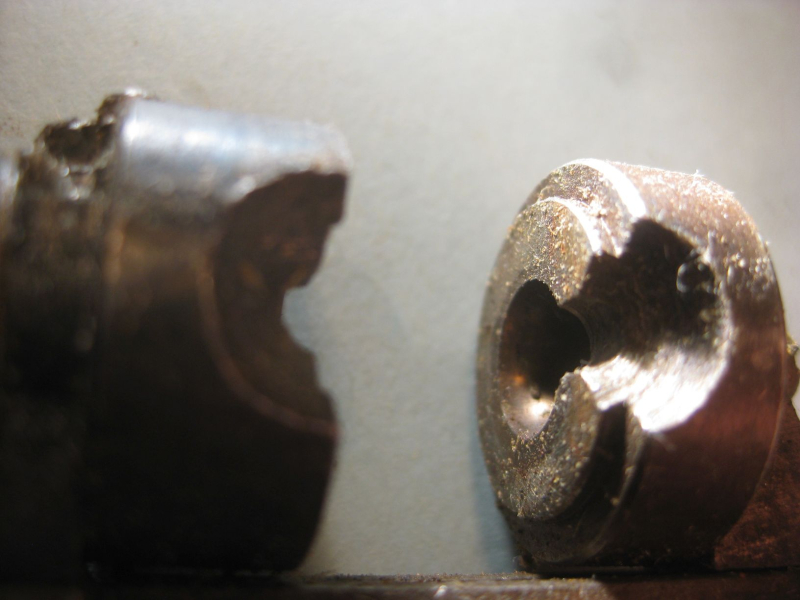 Interessante antike Kugelzange – Bild 4