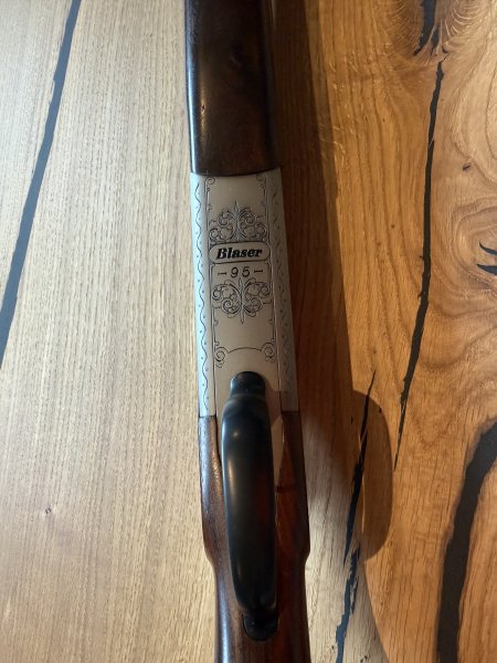 Blaser BBF BS 95 im Kaliber 7x57R/12/76 mit Keppler Einstecklauf 5,6x50R, super Zustand, Luxus Holz – Bild 5
