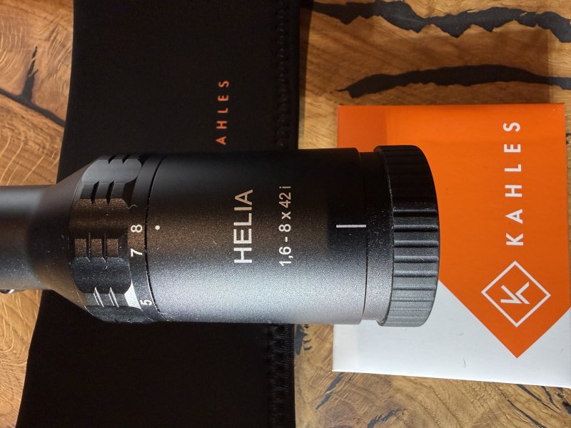 Kahles Helia 1,6-8x42 in OVP, in super Zustand, mit SR-Schiene. – Bild 2