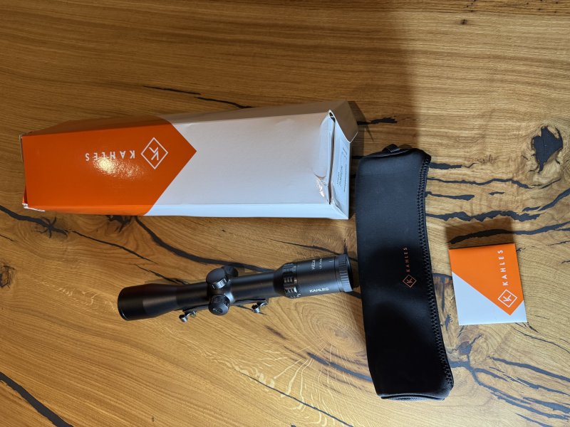 Kahles Helia 1,6-8x42 in OVP, in super Zustand, mit SR-Schiene. – Bild 1