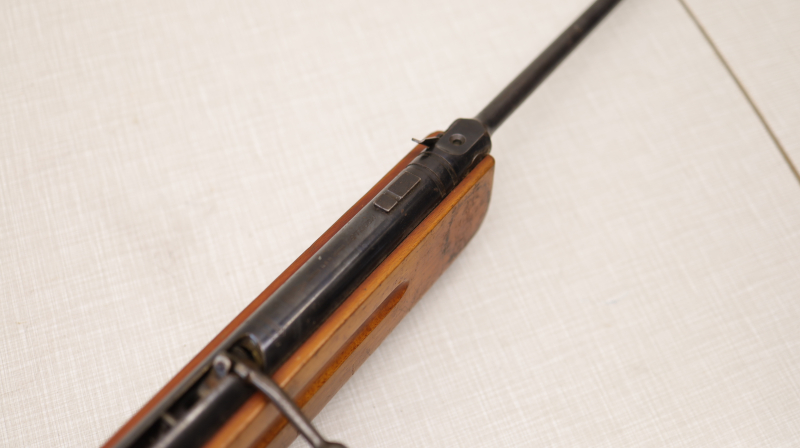 Haenel aus Suhl Modell 311 Luftgewehr 4,5mm mit Diopter funktionsfähig – Bild 3