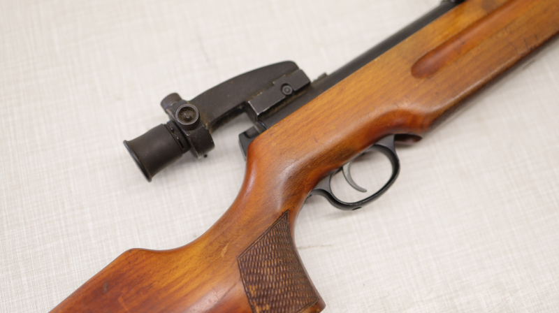 Haenel aus Suhl Modell 311 Luftgewehr 4,5mm mit Diopter funktionsfähig – Bild 2