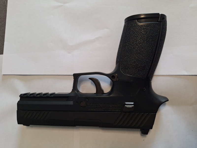 CO 2 Pistole Sig Sauer P 320 – Bild 2