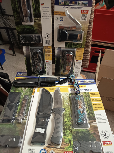 9 Messer / Taschenmesser – Bild 1