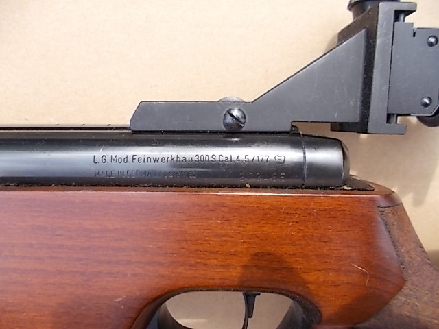 Achtung Sammler schönes Feinwerkbau 300 S Seitenspanner Match Luftgewehr mit F-Zeichen no 98 teile – Bild 3
