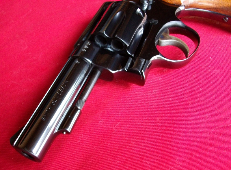 S & W 4" 41 Magnum – Bild 3
