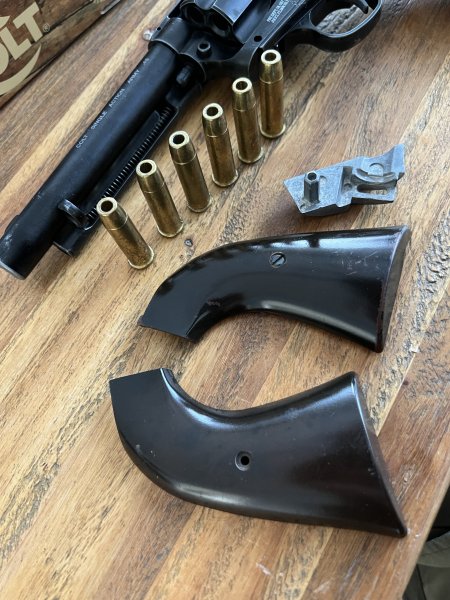 Umarex Colt SAA CO2 Revolver Kaliber 4,5mm BB mit Holzgriffschalen – Bild 6