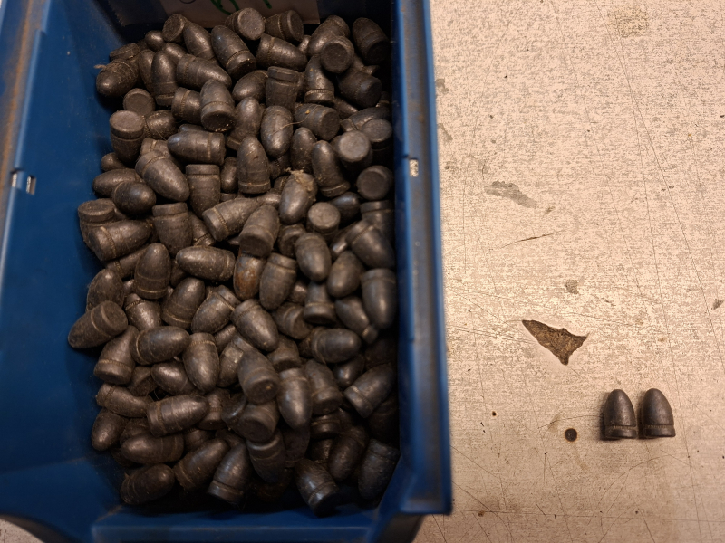 ca 370 Bleigeschosse 9mm ca 8,1 gr gewachst – Bild 1