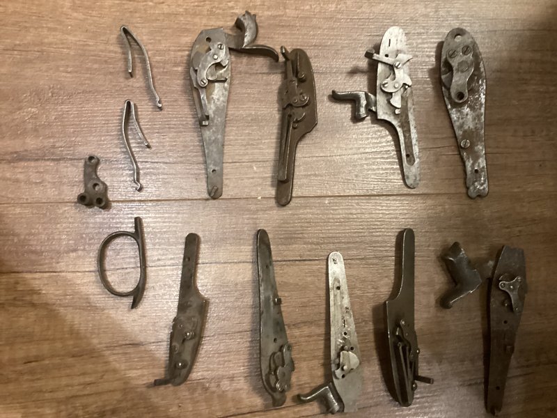 Konvolut verschiedene Schlösser und Kleinteile aus Nachlass Jacobi Iserlohn – Bild 2
