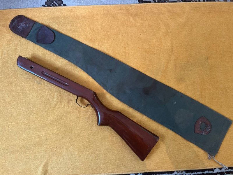 FUTTERAL FÜR UNBEKANNTES GEWEHR VERMUTLICH ARSENALWARE ALT – Bild 1