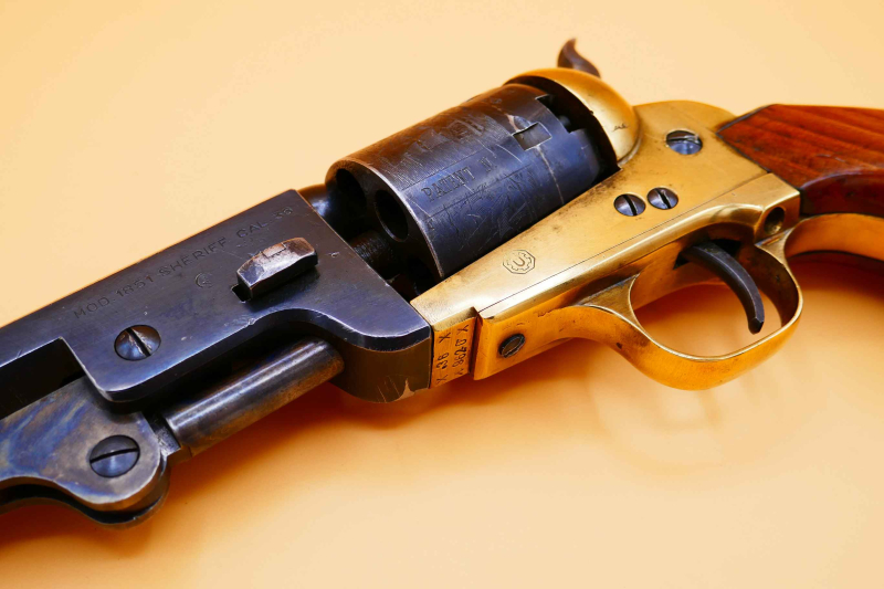 Perkussionsrevolver Vorderlader Revolver Model 1851 Sheriff Kal.36 – Bild 3