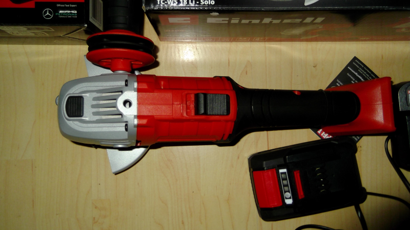 Einhell Akku Winkelschleifer mit Ladegerät und Akku – Bild 2
