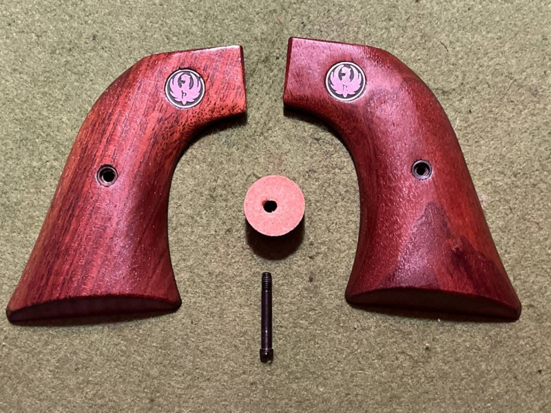 HOLZGRIFFE SA REVOLVER RUGER SUPER BLACKHAWK? – Bild 1