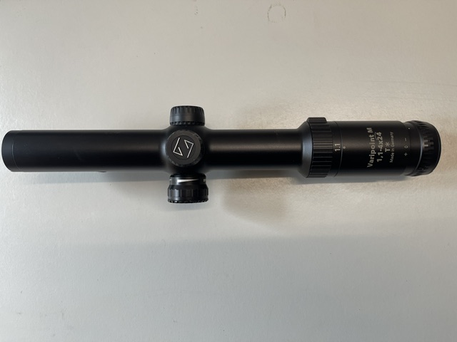 Drückjagdglas Zeiss Victory Varipoint 1,1-4x24 mit Schiene – Bild 4
