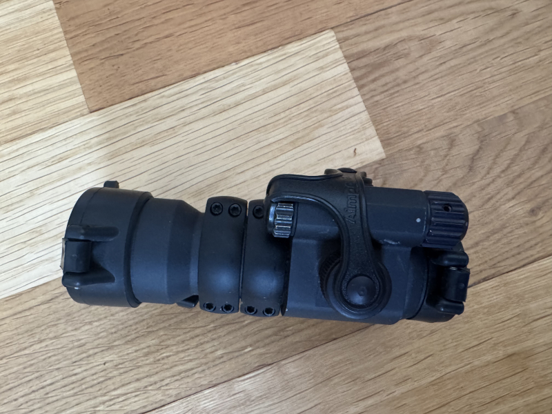 Drückjagd Aimpoint Comp M2 4 Moa Leuchtpunktvisier mit Blaser Sattelmontage – Bild 2