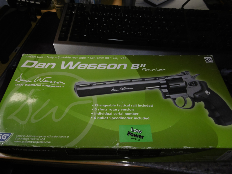 Dan Wesson 8 Zoll CO2 Revolver 4,5 mm BB schwarz – Bild 1