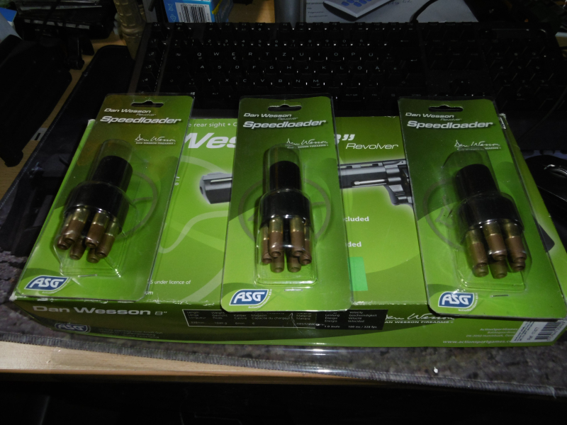 Dan Wesson 8 Zoll CO2 Revolver 4,5 mm BB schwarz – Bild 4