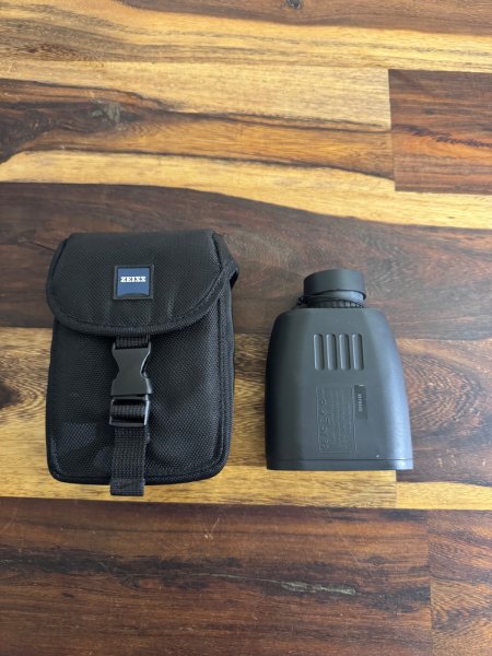 ZEISS 8x26 LRF – Laser-Entfernungsmesser – Bild 2