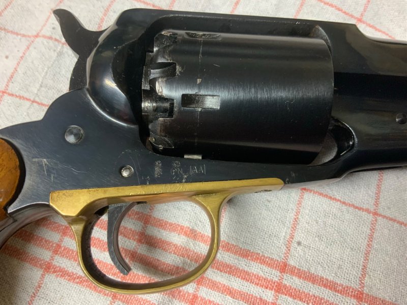 Vorderlader Revolver 44 Mod New Model army – Bild 5