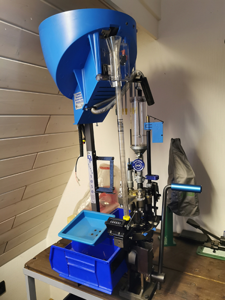 Dillon 1050 S + Dillon RF 100 + AA Bulletfeeder – Bild 1