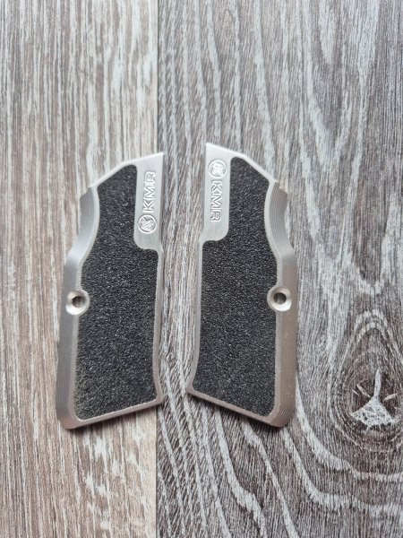 KMR L-02 Griffschalen Silber mit Sandpapier – Bild 1