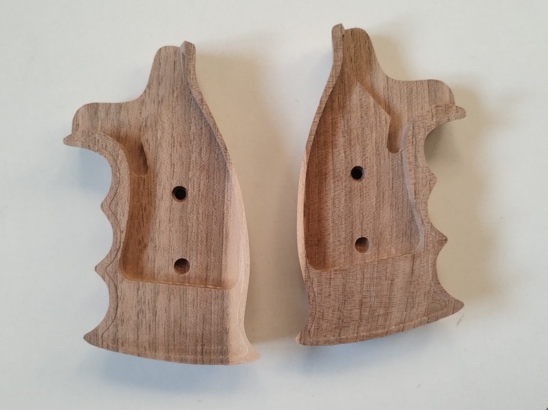 Holzgriffschalen Target für Röhm RG69 und baugleiche Revolver – Bild 2