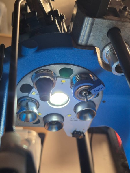 Dillon 750/650 Beleuchtung – pilt 1